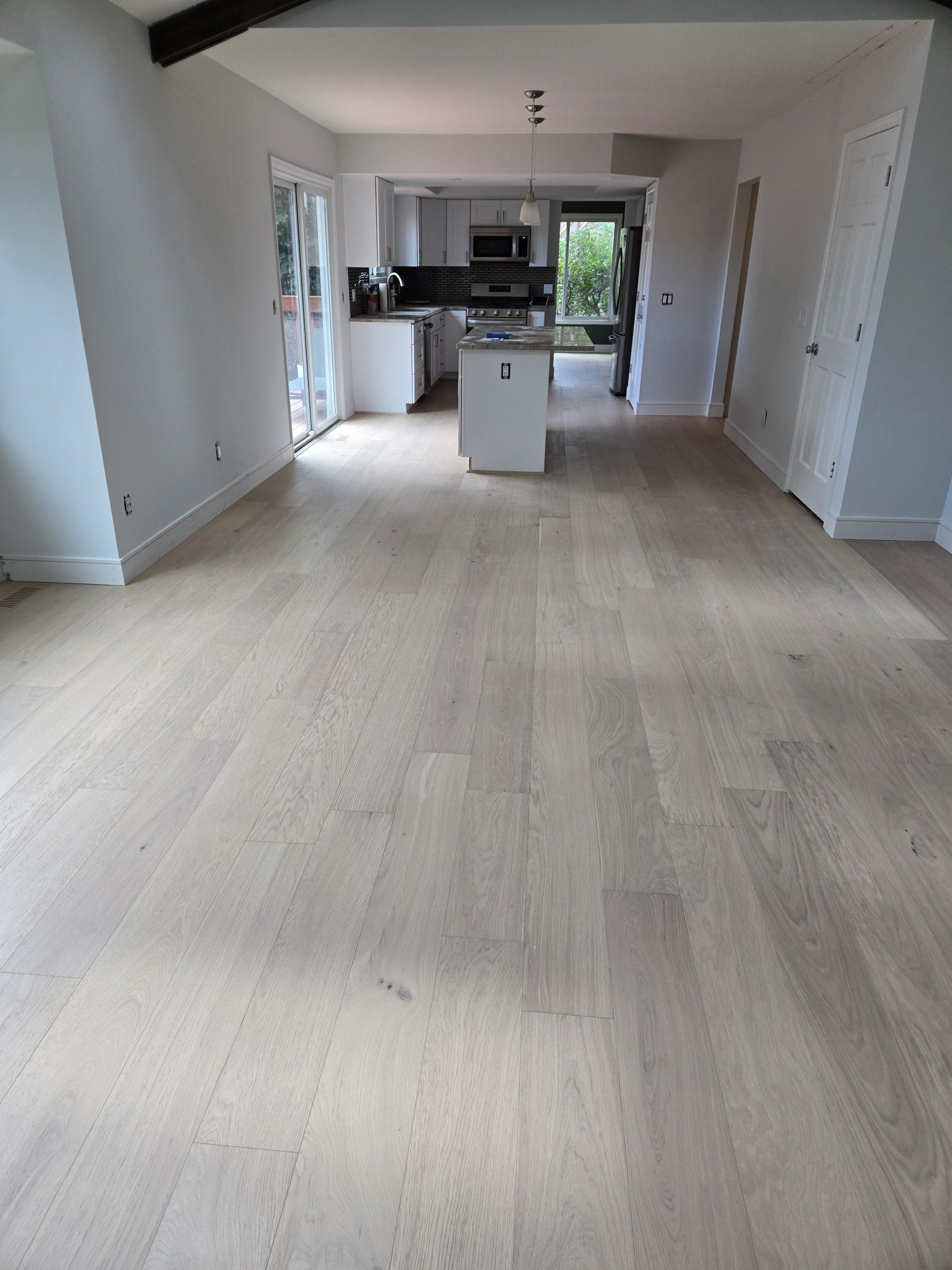 How to Cut Vinyl Plank Flooring for a Clean Fit