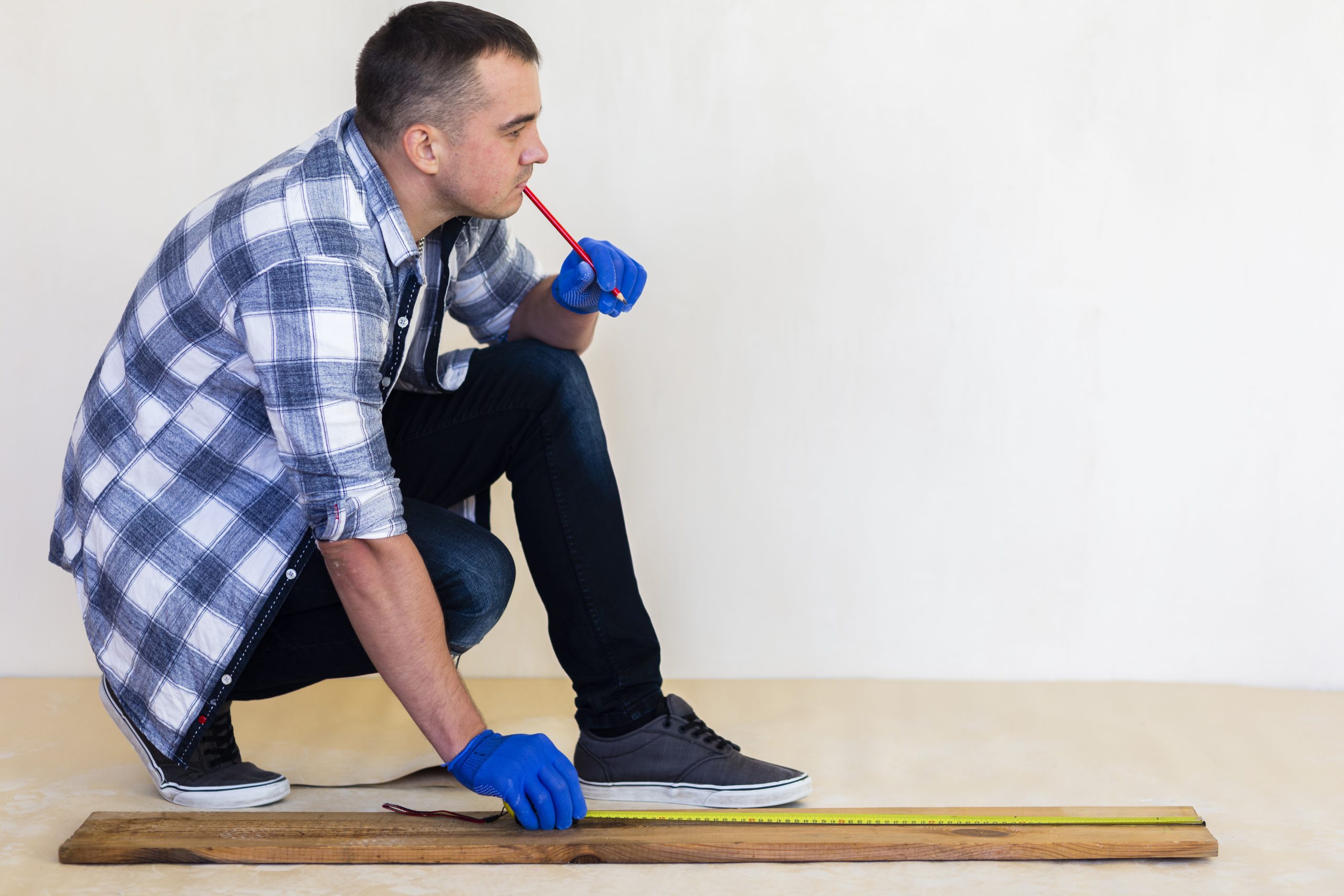 Should You Opt for Carpet or Hardwood Flooring in Centennial, CO?