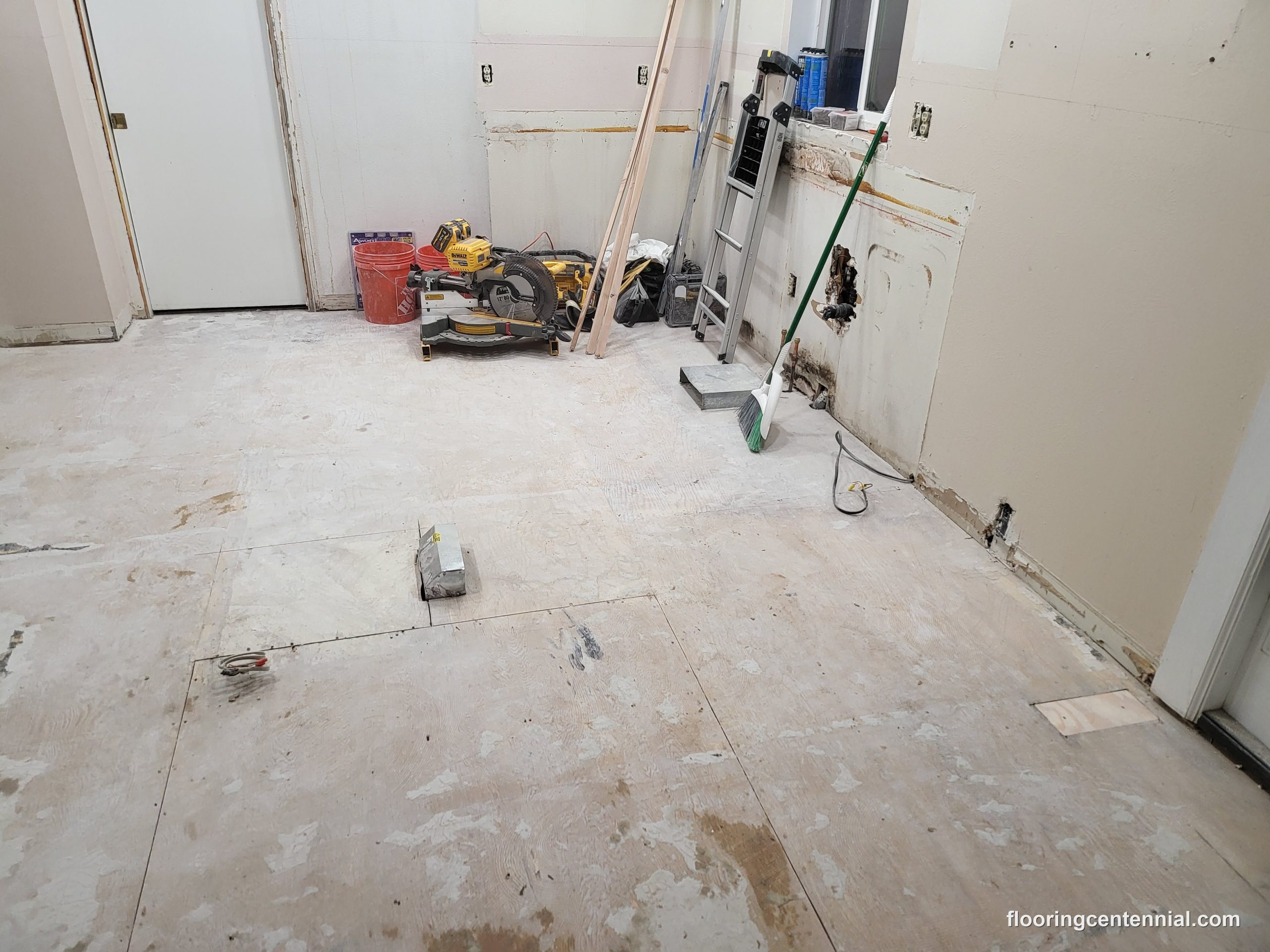 Quality Flooring Services in Stonegate, CO